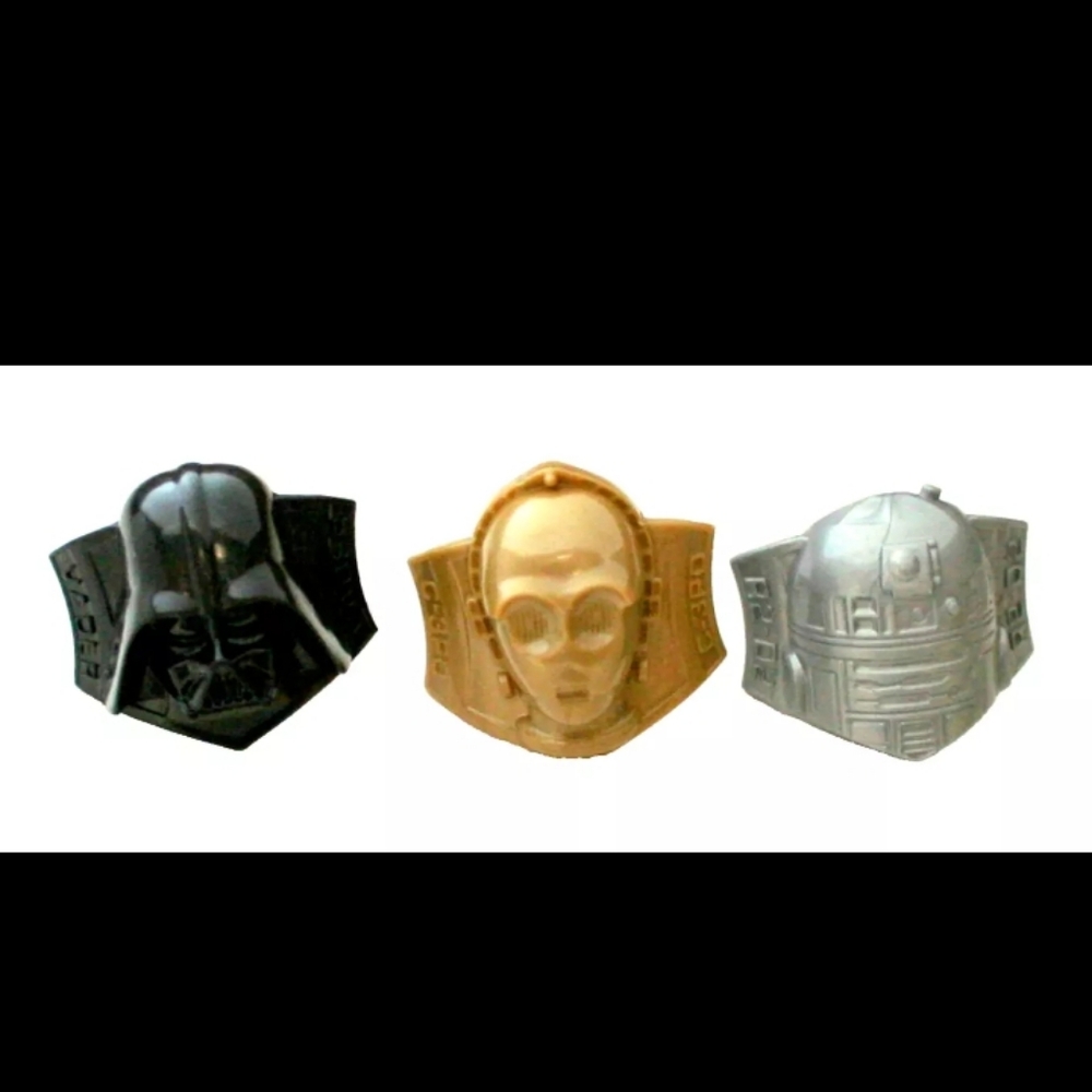 3 Star Wars Darth Vader R2D2 C3PO Plastic Toy Gum Machine Ring New NOS 2015